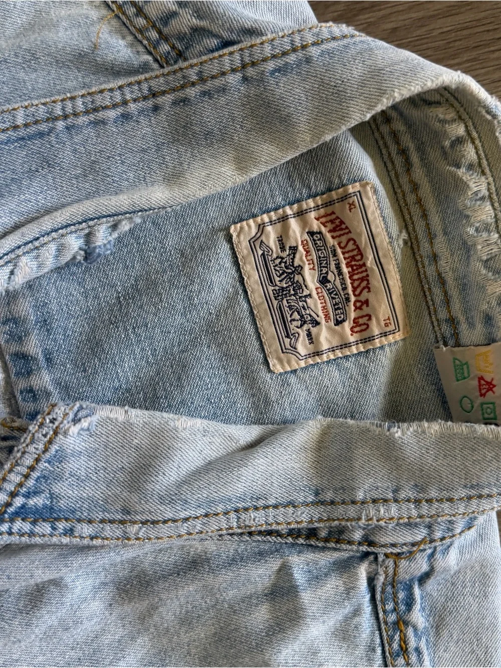 Men's Light Blue Denim Button-Up Shirt - Classic Casual - Picture 2 of 10